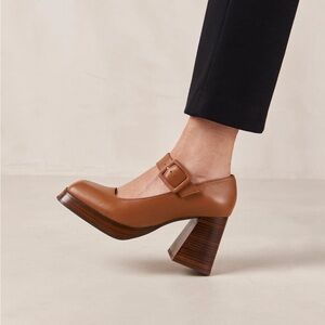 Alohas - Mary Jane Heels